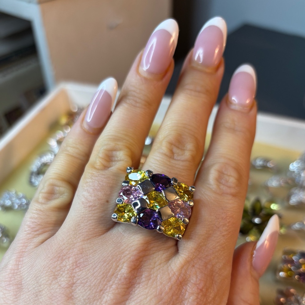 Camille Lucie Swavorski Crystal Statement Ring - Picture 2 of 5